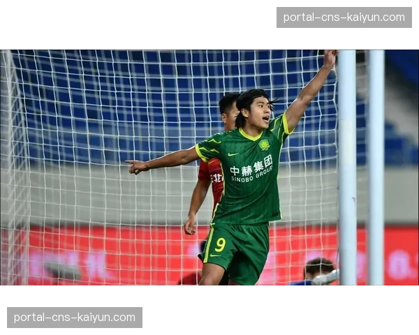 通讯：绝杀被吹，VAR划线引巨大争议，赛后森林官方社媒激烈质疑判罚